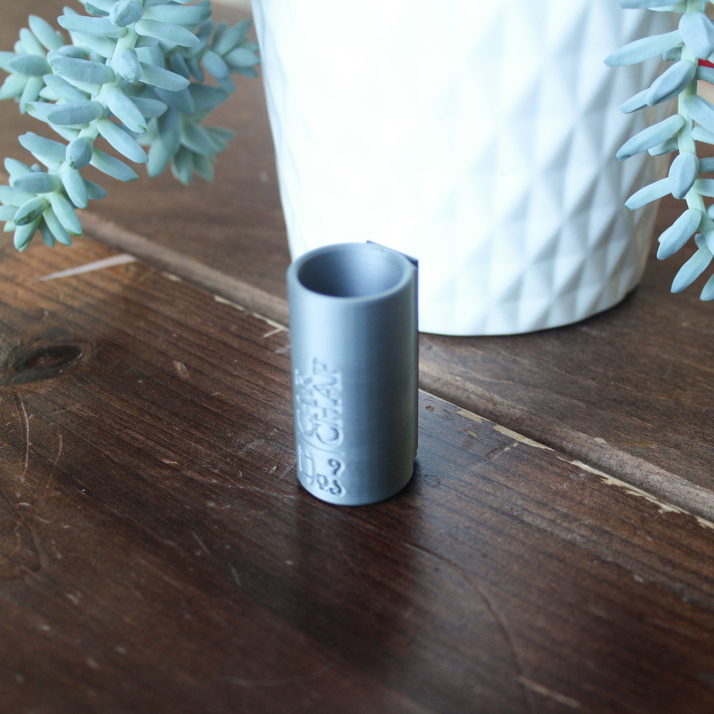 CarChap Lip Balm Holder - Prevent Lipbalm Messes - Loss of lipbalm
