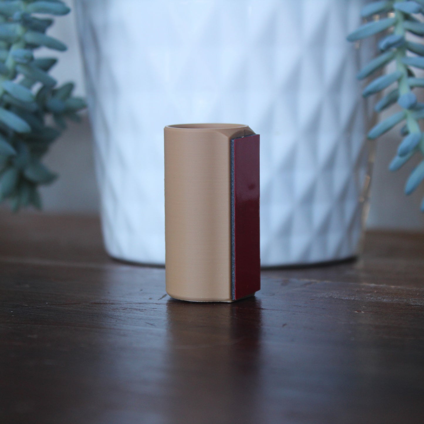 CarChap Lip Balm Holder - Prevent Lipbalm Messes - Loss of lipbalm