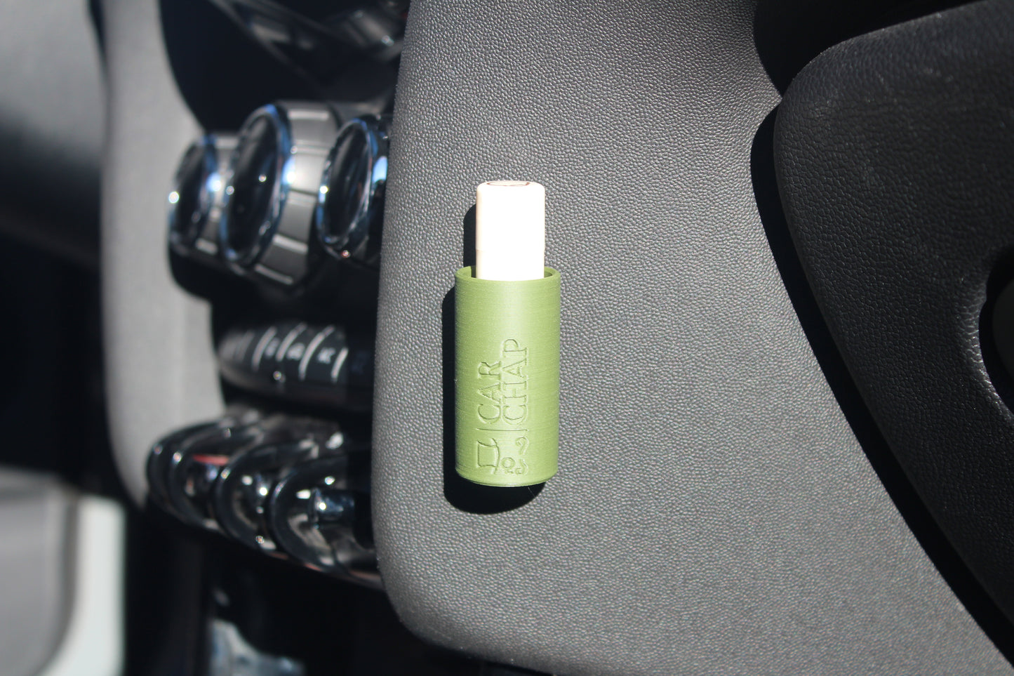 CarChap Lip Balm Holder - Prevent Lipbalm Messes - Loss of lipbalm