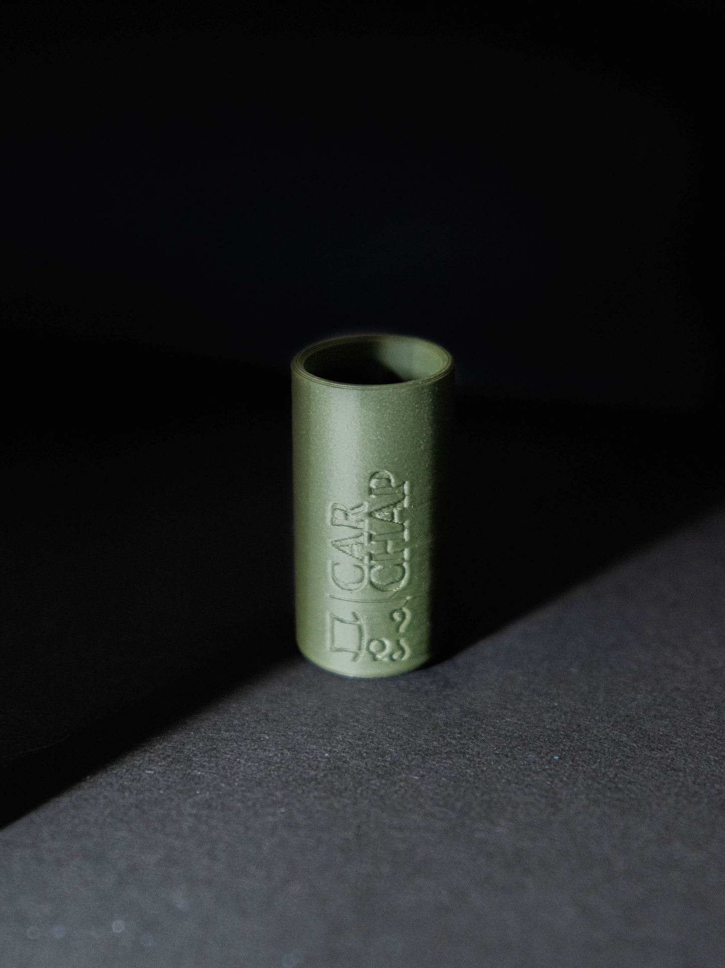 CarChap Lip Balm Holder - Prevent Lipbalm Messes - Loss of lipbalm